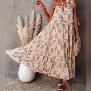 ❗️Storia Tiered Tie strap maxi dress cream peach green floral loose fit small